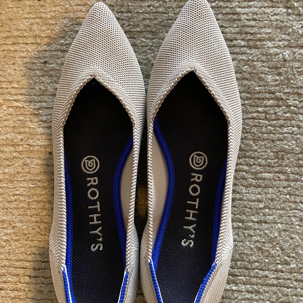Rothy’s light grey flat